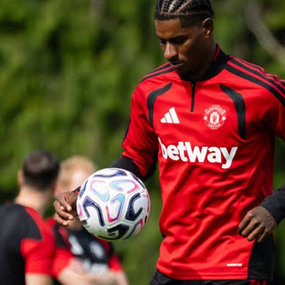 Marcus Rashford portera le numéro 14 s’il reste à Manchester United cette saison.