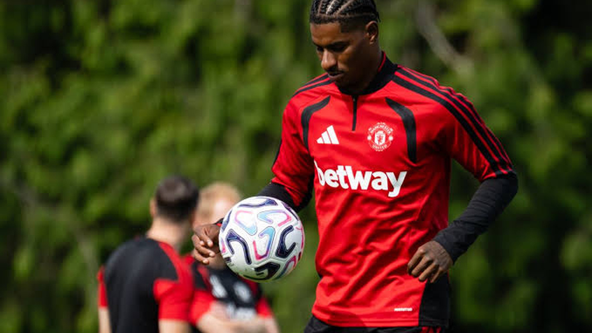 Marcus Rashford portera le numéro 14 s’il reste à Manchester United cette saison.