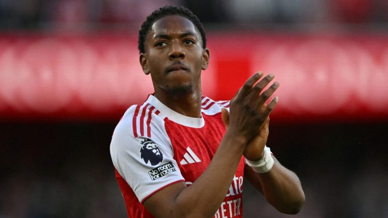 Chelsea se renseigne sur Lewis-Skelly