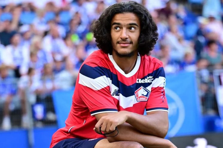 Ayyoub Bouaddi figure dans le viseur de Manchester City.