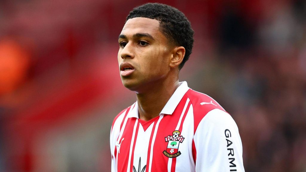 Fulham trouve un accord à 30 millions de livres pour Shea Charles