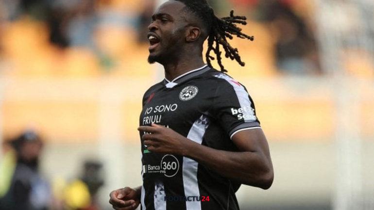 Crystal Palace accélère pour Oumar Solet