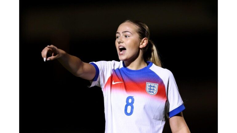Angleterre : première convocation pour Lexi Potter, Kelly et Toone restent à la maison