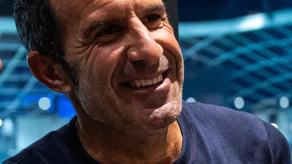 Barça : Revolut écarté à cause de Luis Figo, 26 ans après son départ au Real
