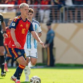 Dani Olmo sous le maillot de l’Espagne