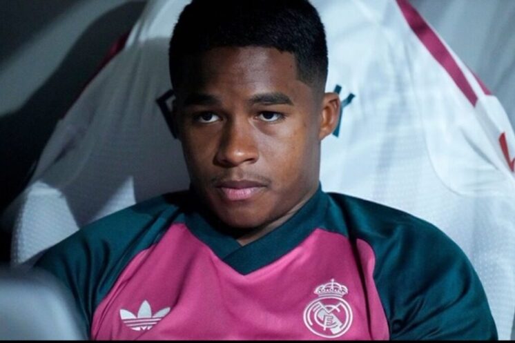 Endrick avec le Real Madrid, où la concurrence reste particulièrement forte dans le secteur offensif.