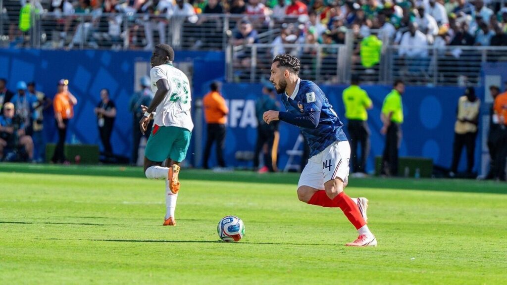 France : Rayan Cherki rassure sur l’état de Kylian Mbappé
