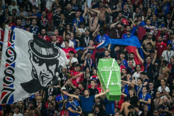 Ernest Nuamah a inscrit un doublé lors de la victoire 4-0 de Lyon contre Rennes.