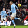 Erling Haaland face à Sunderland sous le maillot de Manchester City, dans une affiche devenue spectaculaire entre les deux équipes.