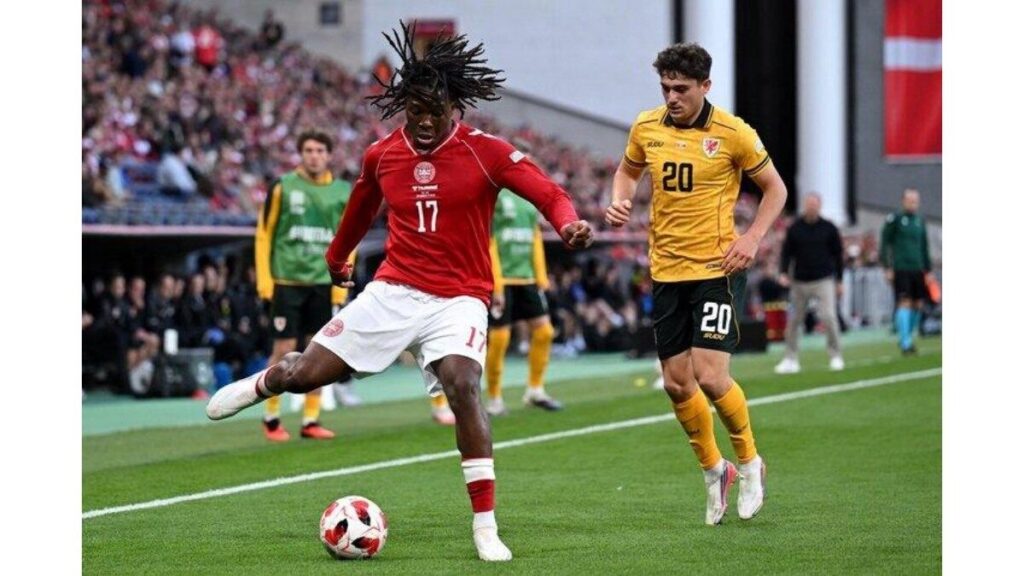 Manchester United récupère Patrick Dorgu blessé avec le Danemark