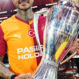 Mauro Icardi avec le maillot de Galatasaray