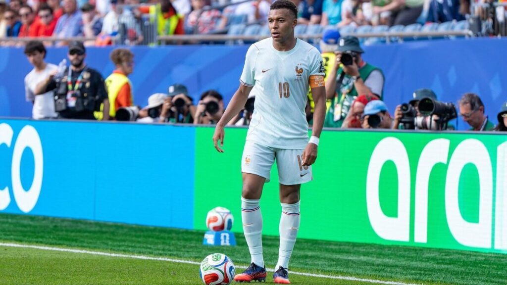 Real Madrid : Mbappé pourrait manquer environ deux semaines
