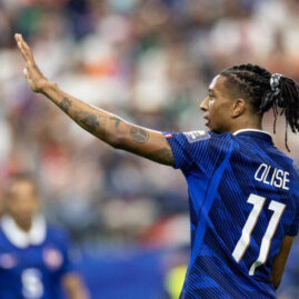 Michael Olise en action avec l’équipe de France