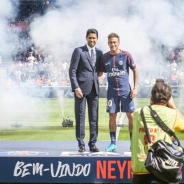 Neymar lors d’un événement avec le Paris Saint-Germain