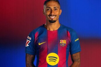 Portrait de Raphinha avec le FC Barcelone