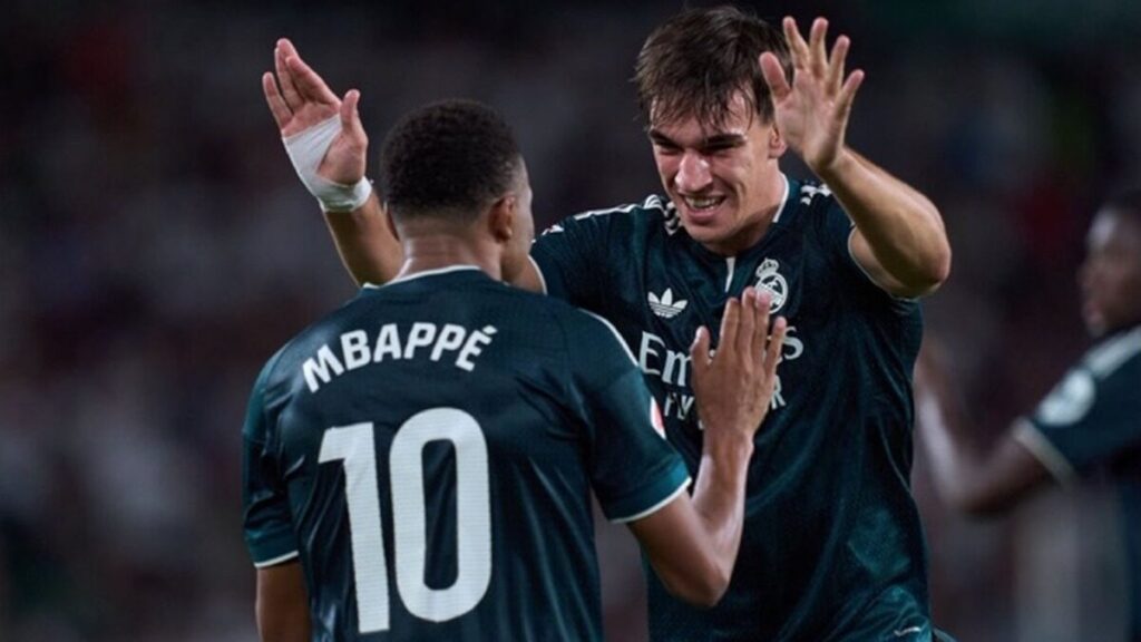 Real Madrid : Carlos Espí raconte comment Mourinho lui demande d’aider Mbappé