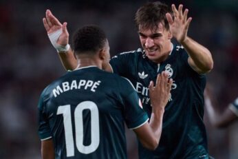 Carlos Espí et Kylian Mbappé avec le Real Madrid