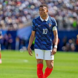 Kylian Mbappé sous le maillot de la France
