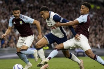 Tottenham s’est incliné 3-2 à domicile contre Aston Villa malgré deux buts tardifs.