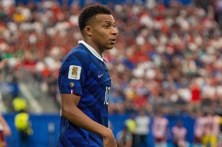 Kylian Mbappé en action avec l’équipe de France