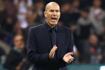 Zinédine Zidane sélectionneur de l’équipe de France contre la Turquie