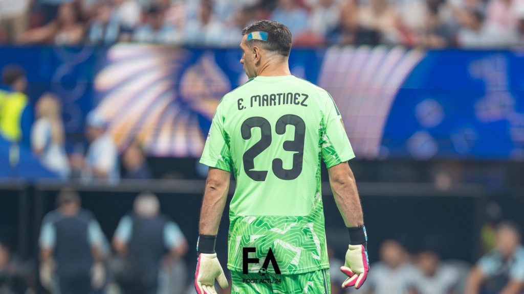 Dibu Martínez à 7,5 M£ : le coup parfait de Chelsea ?