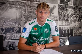 Srdjan Kuzmić lors de sa présentation à Viborg FF