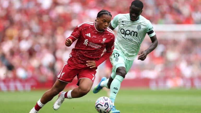 Monaco négocie déjà le départ de Pape Cabral à Al-Ahli