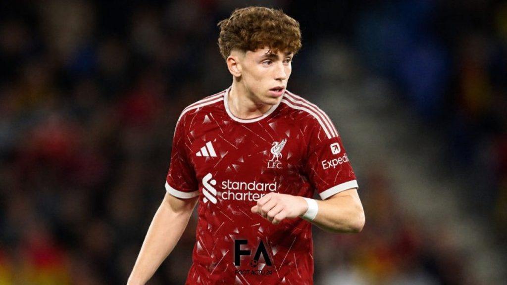 Victor Muñoz sauve Liverpool pour sa première titularisation