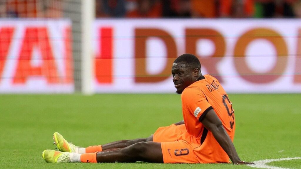 Brian Brobbey : Sunderland attend après une alerte sérieuse aux ischio-jambiers