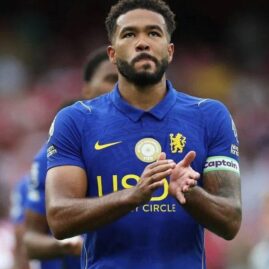 Reece james en match avec chelsea