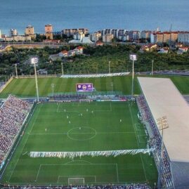 Vue aérienne du stade Rujevica à Rijeka en Croatie