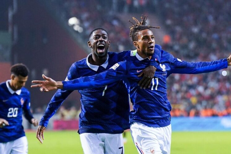 Ousmane Dembélé et Michael Olise avec l’équipe de France