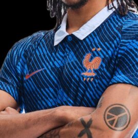 Michael Olise sous le maillot de l’équipe de France