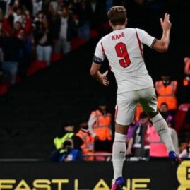 Harry Kane célèbre un but avec l’Angleterre contre la Tchéquie à Wembley