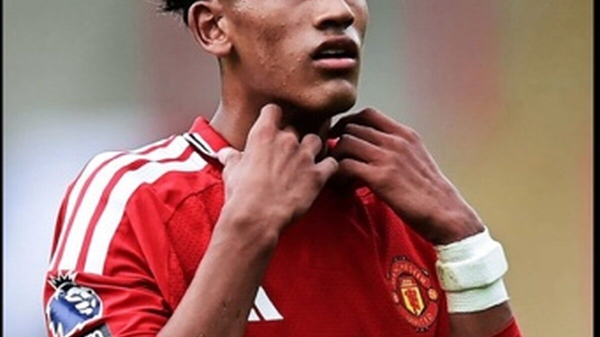 JJ Gabriel sous le maillot de Manchester United