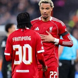 Liverpool en action avant la reprise de la Premier League.