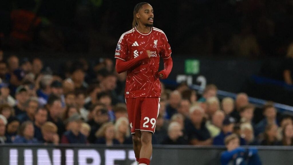 Liverpool : Thierry Henry demande du temps pour Barcola et pointe sa finition