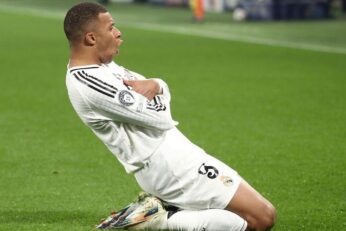 Kylian Mbappé célèbre un but avec le Real Madrid en Ligue des champions