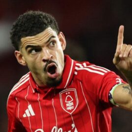 Morgan gibbs-white avec nottingham forest