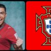 Cristiano Ronaldo à côté du logo de la Fédération portugaise de football.