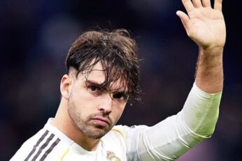 Raúl Asencio avec le Real Madrid